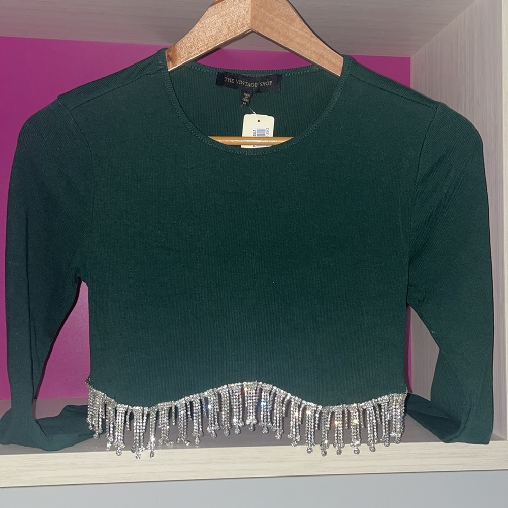 Green Crop Top longsleeve. MAKE AN OFFER